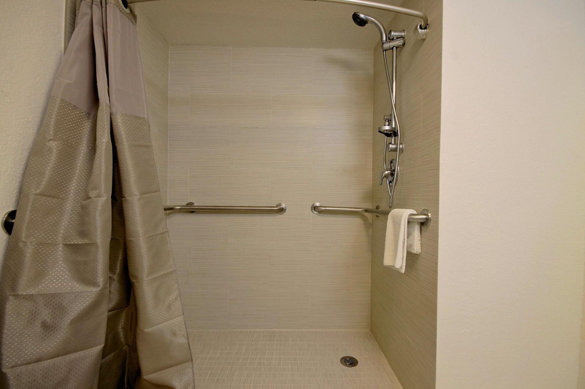 Signature Miami Hotel 3*